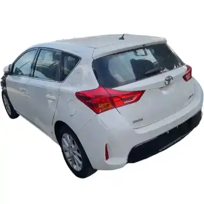 Veículo de Sucata toyota auris active do ano 2014 alimentado 1zr
