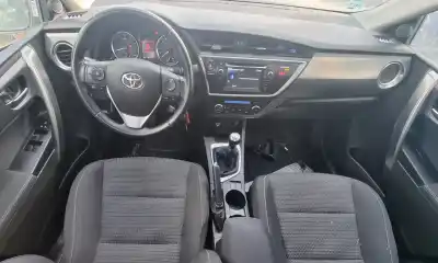 Veículo de Sucata toyota auris active do ano 2014 alimentado 1zr