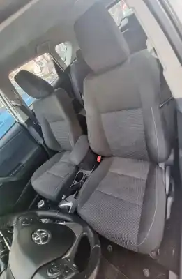 Veículo de Sucata toyota auris active do ano 2014 alimentado 1zr