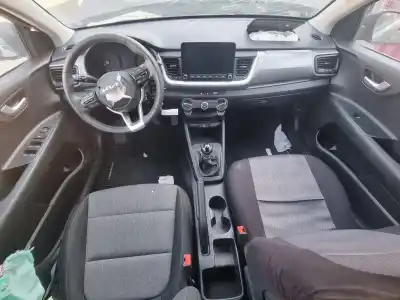 Scrapping Vehicle kia stonic (ybcuv) vision 84 cv / 62 kw of the year 2022 powered g4lf