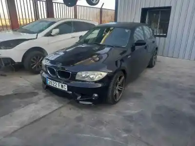 Veicolo di demolizione BMW SERIE 1 BERLINA (E81/E87) 120d dell'anno 2007 alimentato 204D4