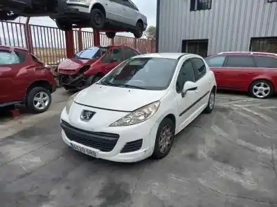 Veicolo di demolizione PEUGEOT 207 Urban dell'anno 2009 alimentato 8FS