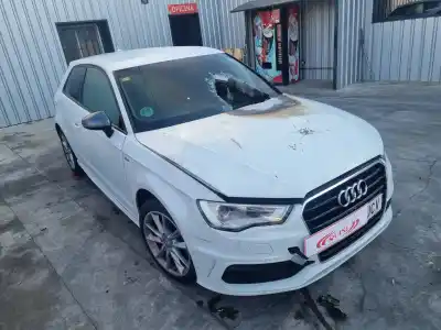 Veículo de Sucata audi a3 (8v) attraction do ano 2015 alimentado crk