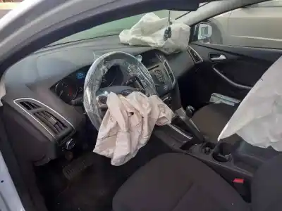 Veículo de Sucata ford focus lim. (cb8) edition do ano 2014 alimentado m1da