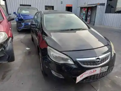 Veículo de Sucata opel astra j (p10) 1.7 cdti (68) do ano 2010 alimentado a17dtr