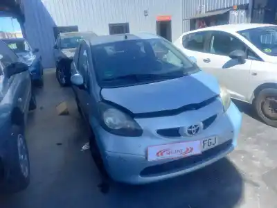 Здавання транспортного засобу toyota aygo (kgb/wnb) 1.0 básico року 2006 потужний 1kr