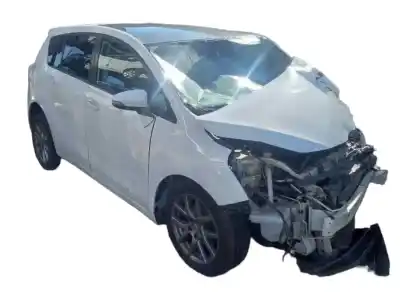 Здавання транспортного засобу toyota verso (aur2/zgr2) 1.6 comfort року 2014 потужний n47c16a