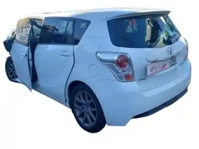 Здавання транспортного засобу toyota verso (aur2/zgr2) 1.6 comfort року 2014 потужний n47c16a