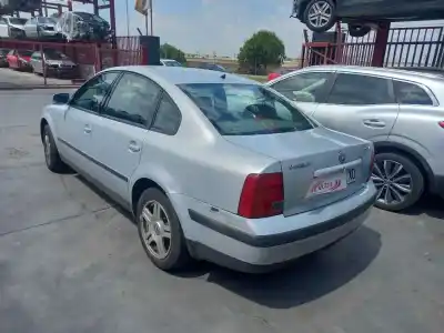 Veículo de Sucata volkswagen passat b5 (3b2) 1.9 tdi do ano 1999 alimentado afn
