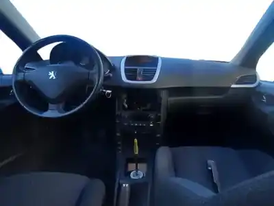 Veicolo di demolizione peugeot 207 xt pack dell'anno 2008 alimentato 9hz 9h01