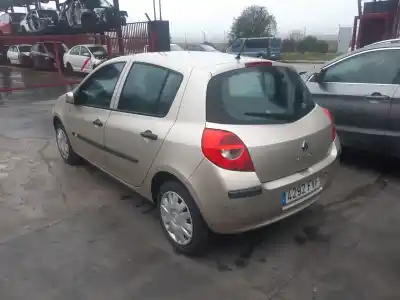Veículo de Sucata renault clio iii confort dynamique do ano 2007 alimentado k9kt7