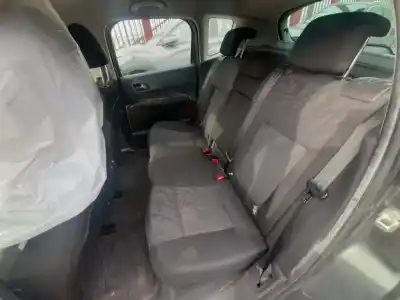 Veículo de Sucata peugeot 3008 confort do ano 2010 alimentado 9hz