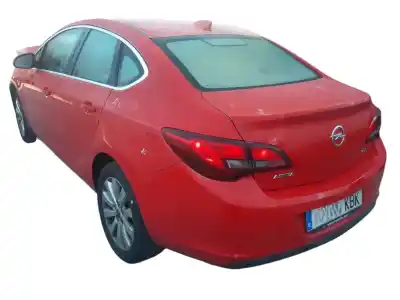 Veículo de Sucata opel astra j lim. selective do ano 2017 alimentado b16dth