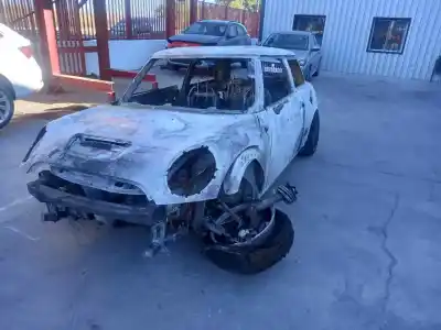 Véhicule à la ferraille MINI                                               MINI (R56)                                                                                                                                                                                                                                                 Cooper                                                                                                                                                                                                                                                     de l'année 2007 alimenté 