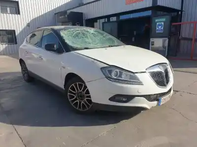 Здавання транспортного засобу lancia delta (181) argento року 2010 потужний 198a2000