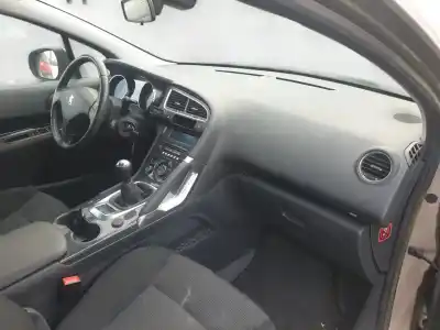 Veículo de Sucata peugeot 3008 monospace (0u_) 1.6 vti do ano 2012 alimentado 5fs