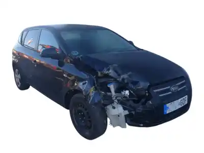 Véhicule à la ferraille kia                                                cee´d                                                                                                                                                                                                                                                      concept                                                                                                                                                                                                                                                    de l'année 2008 alimenté d4fb l