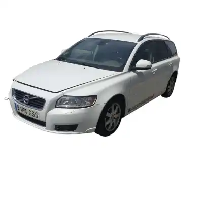 Scrapping Vehicle VOLVO V50 FAMILIAR  of the year 2010 powered D4204T