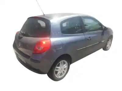 Veículo de Sucata renault clio iii confort dynamique do ano 2006 alimentado k9kt7