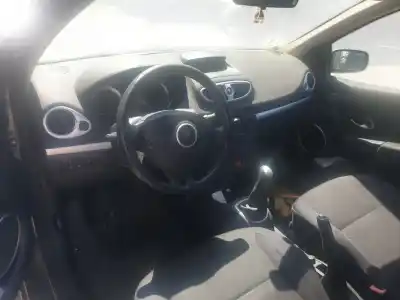 Veículo de Sucata renault clio iii confort dynamique do ano 2006 alimentado k9kt7