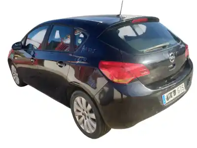 Veículo de Sucata opel astra j lim. enjoy do ano 2010 alimentado a17dtr