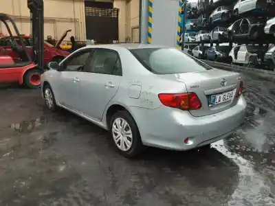 Veículo de Sucata toyota corolla sedán (_e15_) 2.0 d-4d (ade150) do ano 2009 alimentado 1ad-ftv