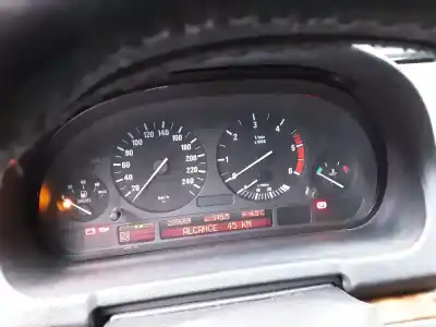 Veículo de Sucata bmw x5 (e53) 3.0 d do ano 2003 alimentado 306d2