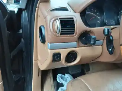 Здавання транспортного засобу porsche cayenne (955) 3.2 g року 2006 потужний bfd