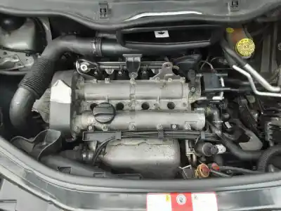 Здавання транспортного засобу audi a2 (8z0) 1.4 року 2001 потужний aua