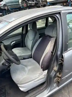 Утилизация автомобиля citroen                                            c3 (f desde 11/2001)                                                                                                                                                                                                                                       1.4 hdi /50kw года 2004 питание 8hx