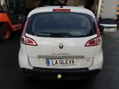 Veicolo di demolizione renault scénic iii (jz0/1_) 1.6 dci (jz00, jz12) dell'anno 2011 alimentato r9m 402