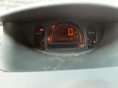 Véhicule à la ferraille renault                                            modus fp/jp desde 09/2004                                                                                                                                                                                                                                  1.4 16v /72kw                                                                                                                                                                                                                                              de l'année 2005 alimenté k4j 770