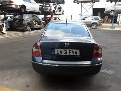 Sloopvoertuig volkswagen passat b5.5 variant (3b6) 1.9 tdi van het jaar 2004 aangedreven avf