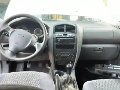 Scrapping Vehicle HYUNDAI SANTA FE SM DESDE 09/2000 HASTA 10/2005  of the year 2004 powered 4EA