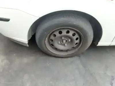 Veicolo di demolizione ford focus turnier (cak) 1.8 tddi turbodiesel cat dell'anno 2002 alimentato c9db