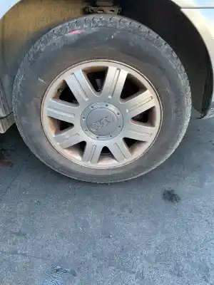 Véhicule à la ferraille audi a4 b5 avant (8d5) 2.5 tdi de l'année 1999 alimenté afb