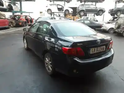 Veículo de Sucata toyota corolla sedán (_e15_) 1.33 (nre150) do ano 2011 alimentado 1nr