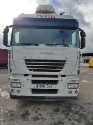 Verschrottungsfahrzeug IVECO STRALIS AS 440S48  des Jahres 2002 angetrieben 