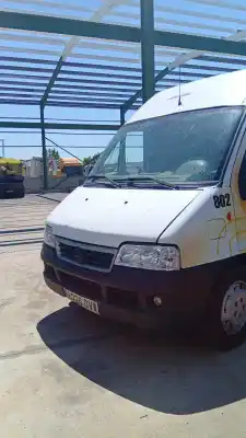 Здавання транспортного засобу fiat fiat fiat року 2006 потужний 