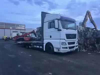 Scrapping Vehicle MAN TGX  of the year 0 powered 