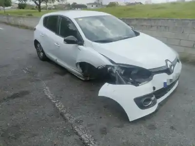 Sloopvoertuig RENAULT                                            MEGANE III BERLINA 5 P                                                                                                                                                                                                                                     K9K846                                                                                                                                                                                                                                                     van het jaar 2015 aangedreven K9K846