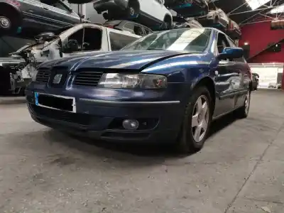 Vehículo de desguace SEAT TOLEDO (1M2)  del año 2000 con motor AHF