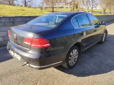 Sloopvoertuig volkswagen                                         passat berlina (362)                                                                                                                                                                                                                                       d/cff                                                                                                                                                                                                                                                      van het jaar 2011 aangedreven d/cff