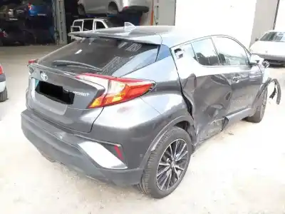 Здавання транспортного засобу toyota c-hr (x10) 2zr року 2016 потужний 2zr