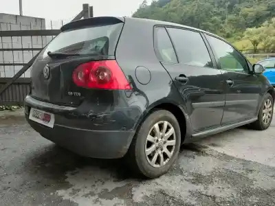 Veículo de Sucata volkswagen golf v berlina (1k1) gti do ano 2003 alimentado bbk