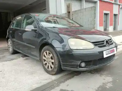 Veículo de Sucata volkswagen golf v berlina (1k1) gti do ano 2003 alimentado bbk