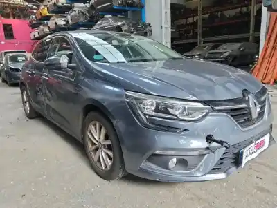 Veículo de Sucata renault megane iv berlina do ano 0 alimentado h5f408