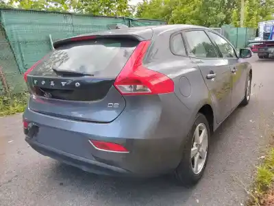 Scrapping Vehicle volvo v40 r-design kinetic of the year 2015 powered d4162t