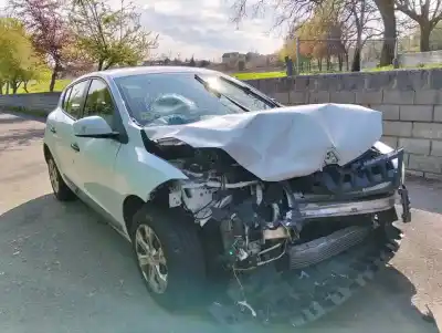 Veículo de Sucata RENAULT MEGANE III  do ano 0 alimentado K9K834