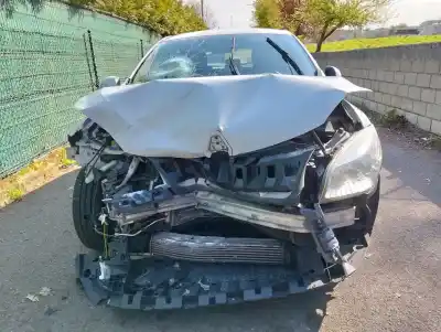 Veículo de Sucata renault                                            megane iii                                                                                                                                                                                                                                                 berlina 5 p 1.5 dci diesel fap                                                                                                                                                                                                                             do ano 0 alimentado k9k834